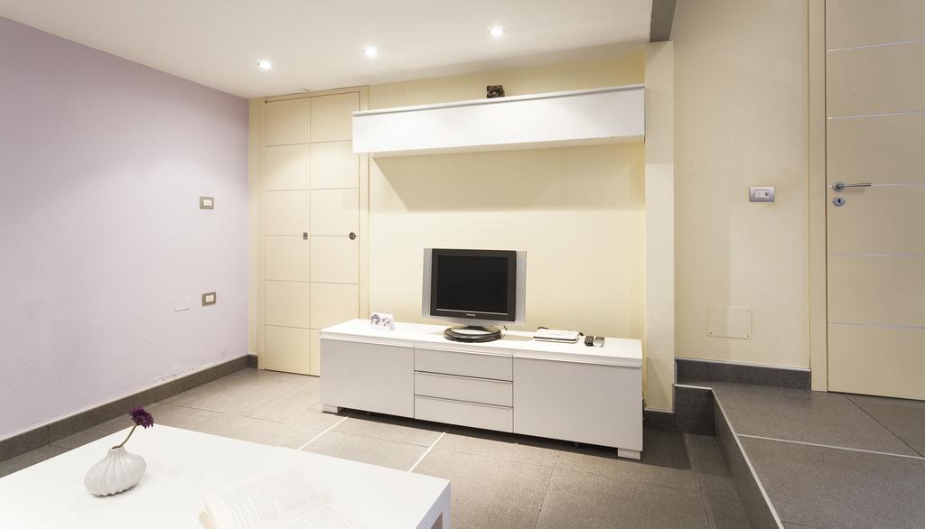 Italianway-Colombo 5 Apartment Milano Exterior foto